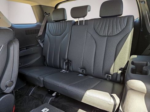 Used 2023 Hyundai Palisade Limited FWD image 14