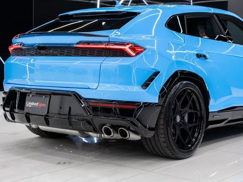Used 2025 Lamborghini Urus SE AWD/4WD image 32