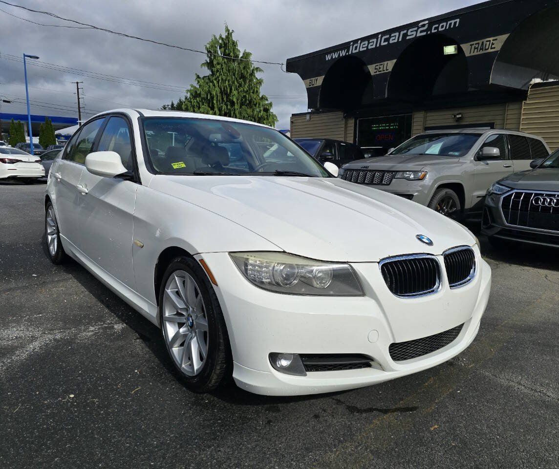 Used 2011 BMW 328i Sedan RWD image 1