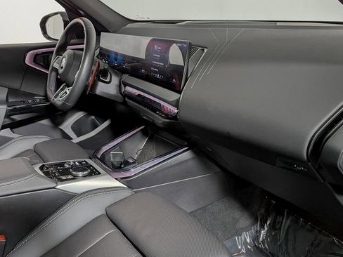 Used 2025 BMW X3 M50 w/ Premium Package image 30