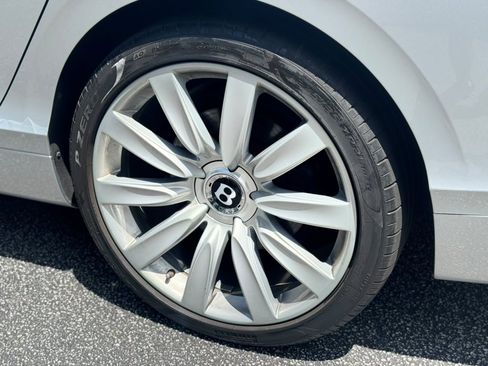 Used 2014 Bentley Flying Spur W12 AWD/4WD image 24