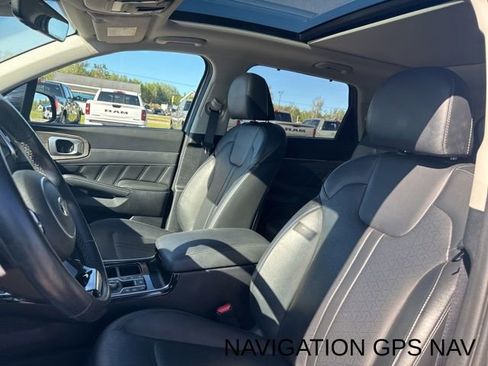 Used 2021 Kia Sorento EX AWD/4WD image 10