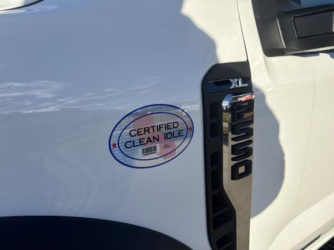 New 2026 Ford F550 4x4 Supercab Super Duty image 24