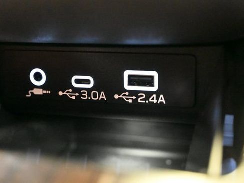 Used 2024 Subaru Outback Onyx Edition XT AWD/4WD image 32