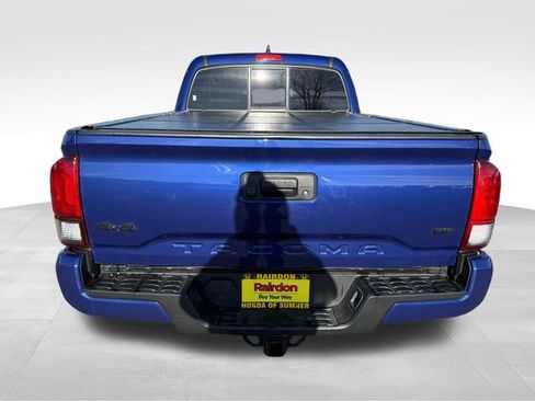 Used 2022 Toyota Tacoma SR5 image 7