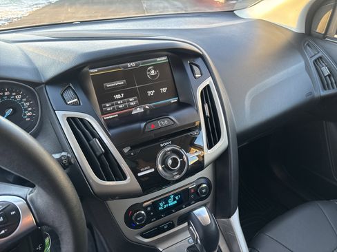 Used 2012 Ford Focus SEL image 5