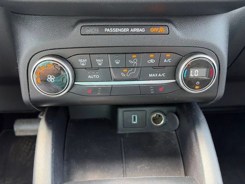 Used 2020 Ford Escape SE AWD/4WD image 22