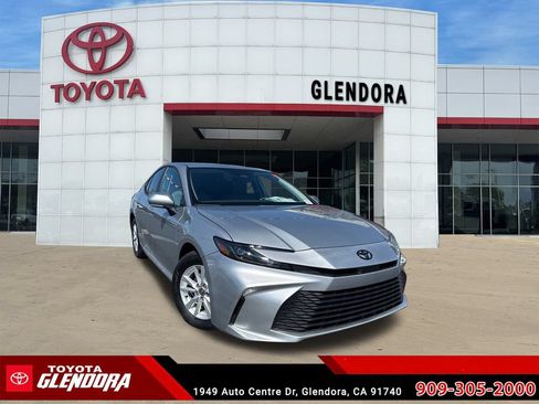 Used 2026 Toyota Camry LE FWD image 2