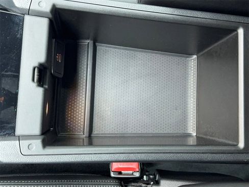 Used 2024 BMW i4 eDrive35 w/ Premium Package image 35