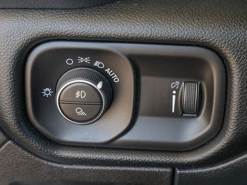 Used 2022 RAM 1500 Big Horn image 25