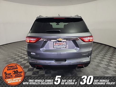 Certified 2019 Chevrolet Traverse Premier w/ Driver Confidence II Package image 9