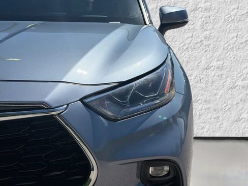 Used 2020 Toyota Highlander Platinum FWD image 9