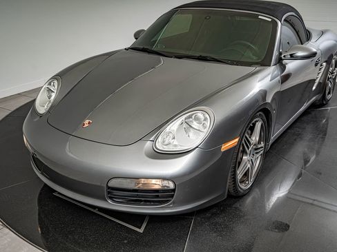 Used 2006 Porsche Boxster RWD image 16