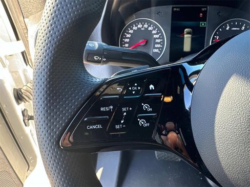 New 2025 Mercedes-Benz Sprinter 2500 image 28