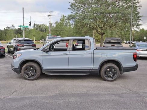 Used 2022 Honda Ridgeline Black Edition image 4