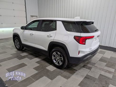 Used 2026 GMC Terrain Elevation FWD image 2