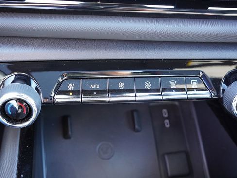 Certified 2025 Chevrolet Silverado EV RST image 32