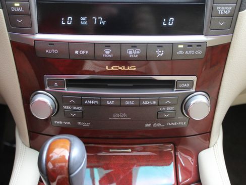 Used 2012 Lexus LS 460 image 18