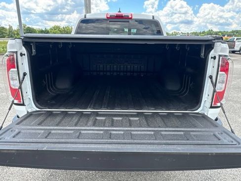 Used 2022 GMC Canyon Denali RWD image 16