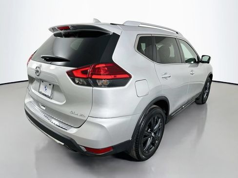 Used 2017 Nissan Rogue SL w/ SL Premium Package AWD/4WD image 5