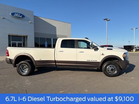 Used 2019 RAM 3500 Limited image 2