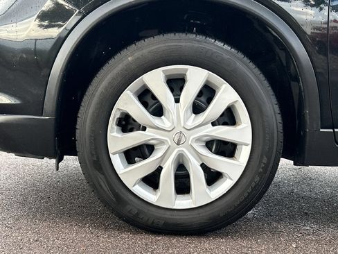 Used 2018 Nissan Rogue S AWD/4WD image 23