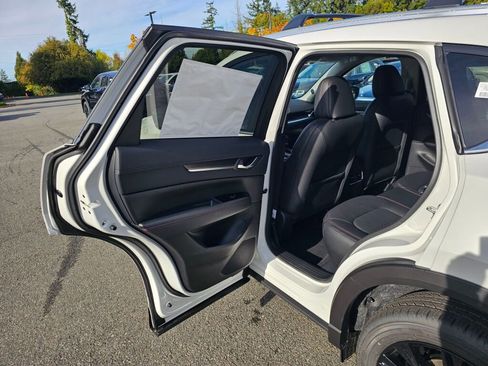 New 2025 MAZDA CX-5 Carbon Edition image 22