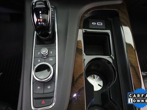 Used 2024 Cadillac Escalade Sport Platinum w/ LPO, ONYX Package AWD/4WD image 29