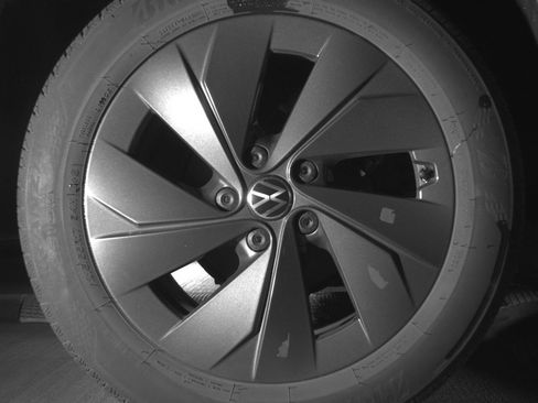 Used 2025 Volkswagen Taos S image 15