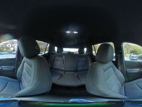 Used 2025 Chevrolet Equinox LT image 41