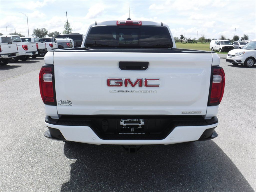 Used 2025 GMC Canyon Elevation w/ Convenience Package AWD/4WD image 7