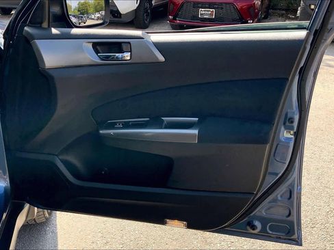 Used 2012 Subaru Forester 2.5X Limited image 21