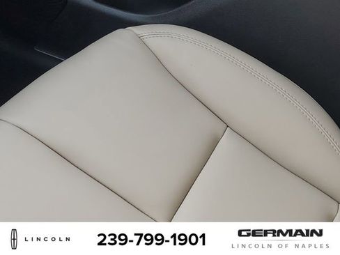 New 2026 Lincoln Corsair Premiere image 27