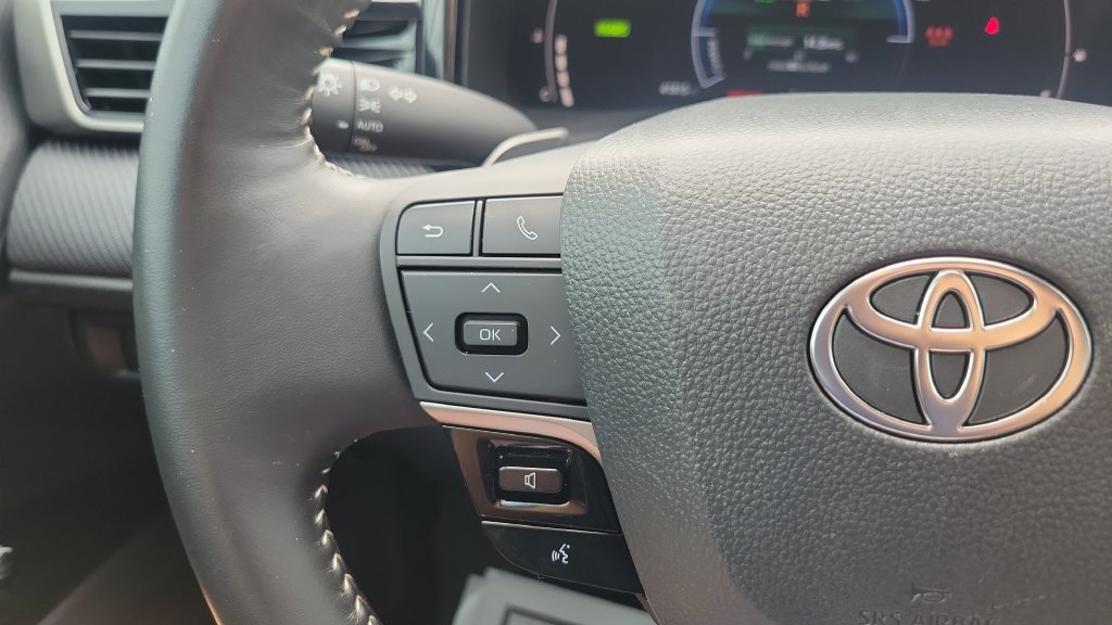 Certified 2025 Toyota Camry SE w/ Convenience Package AWD/4WD image 19