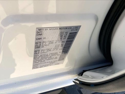 Used 2024 Nissan Frontier Pro-X RWD image 32