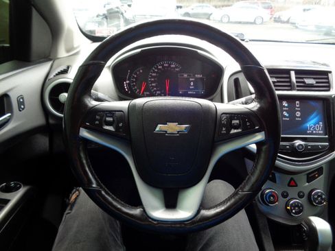 Used 2017 Chevrolet Sonic Premier image 13