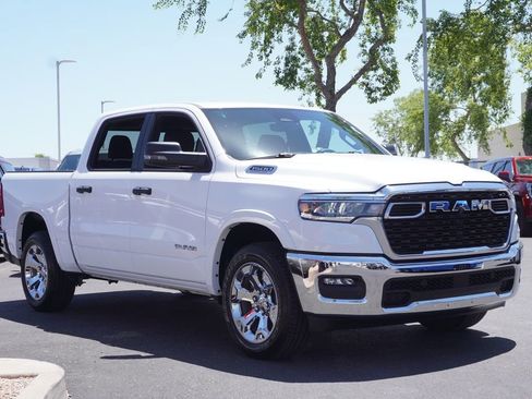 Used 2026 RAM 1500 Big Horn AWD/4WD image 4