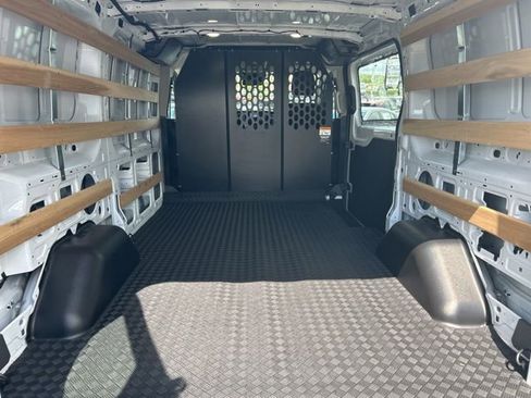 Used 2025 Ford Transit 250 Low Roof w/ Exterior Upgrade Package RWD image 17