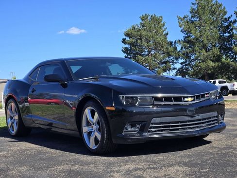 Used 2015 Chevrolet Camaro SS w/ RS Package RWD image 2