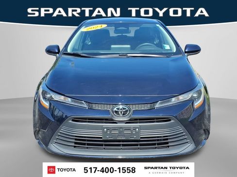 Used 2024 Toyota Corolla LE FWD image 3
