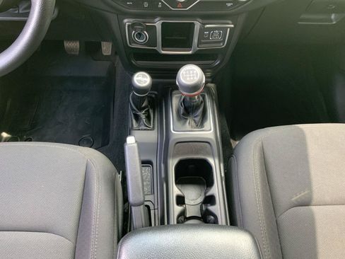 Used 2022 Jeep Wrangler Unlimited Sport AWD/4WD image 41