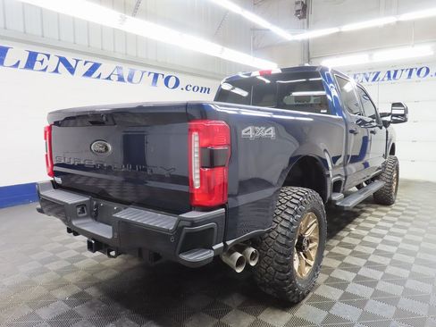 Used 2024 Ford F250 Lariat w/ Black Appearance Package image 5