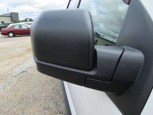 Used 2016 Ford F150 XLT w/ Equipment Group 302A Luxury AWD/4WD image 19