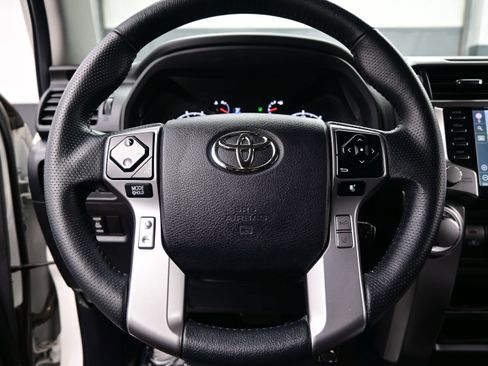 Used 2021 Toyota 4Runner Trail Special Edition AWD/4WD image 23