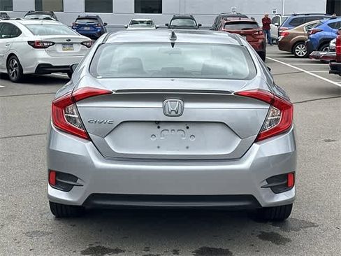 Used 2016 Honda Civic EX-T image 4