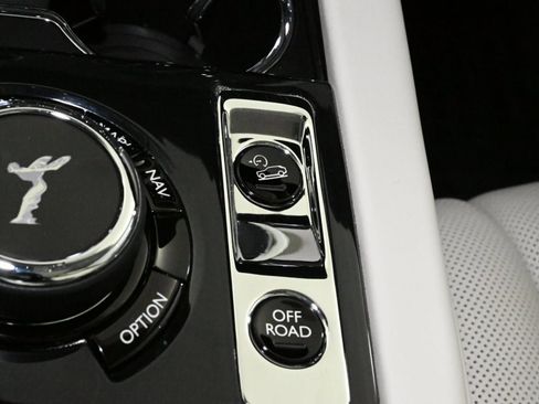 Used 2019 Rolls-Royce Cullinan image 42