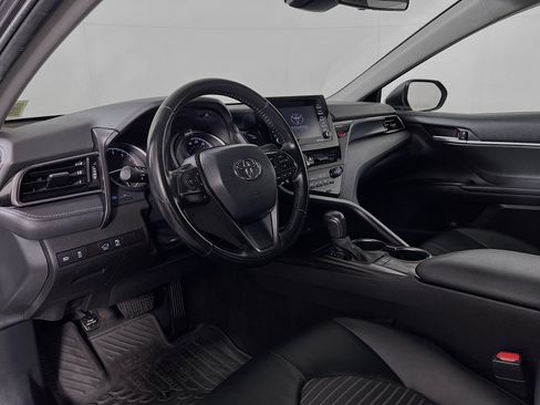 Certified 2023 Toyota Camry SE FWD image 9