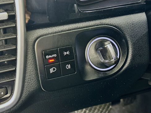 Used 2019 Porsche Cayenne image 14