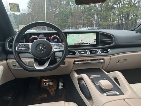 Certified 2023 Mercedes-Benz GLS 450 4MATIC image 10