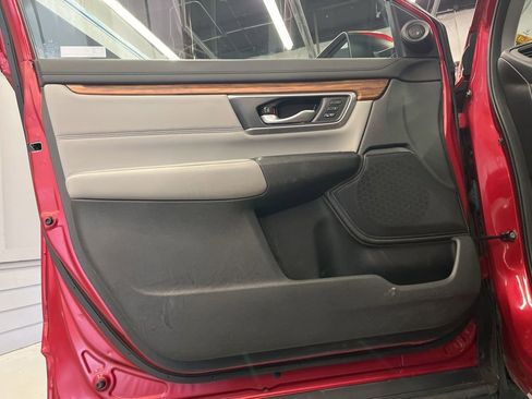 Used 2021 Honda CR-V EX-L image 9